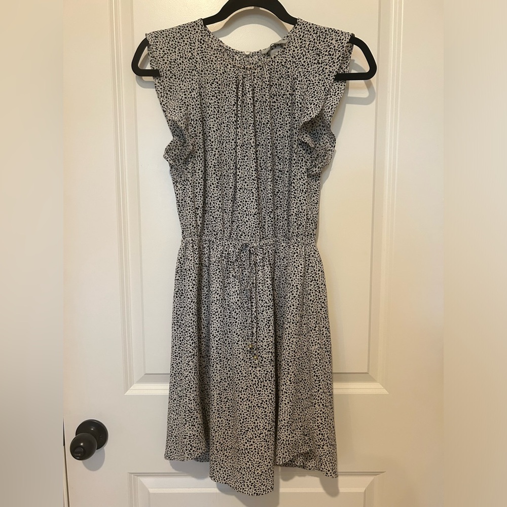H&M Black and white knee length dress - Size 2